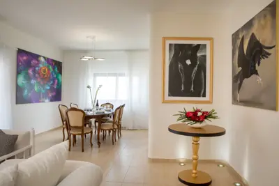 326824681_1600x1200-jpg