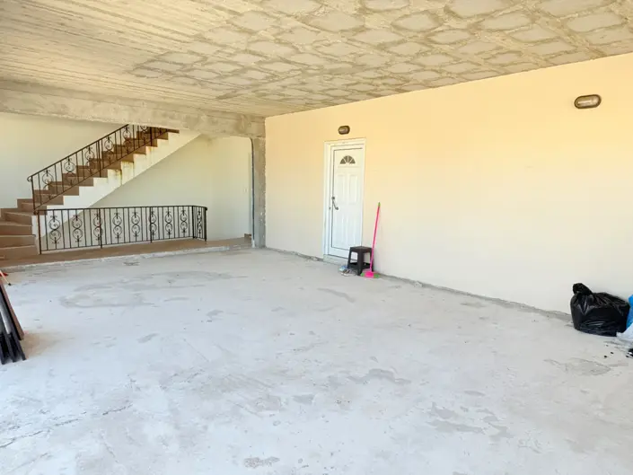 Image No.10-1 Bed Apartment for sale