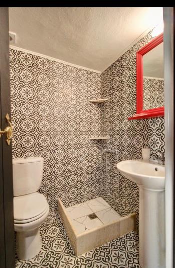 Image No.15-2 Bed Village House for sale