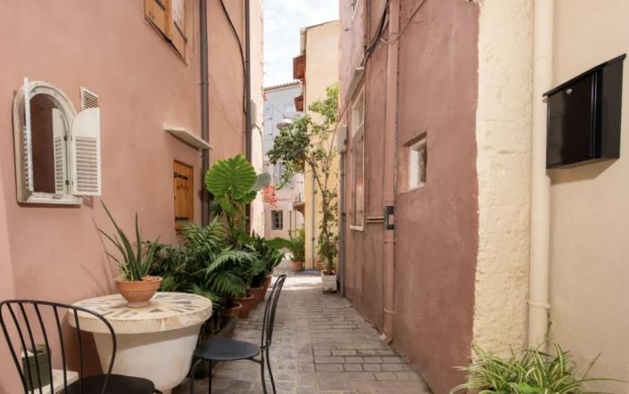 Image No.5-1 Bed House for sale