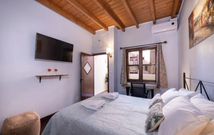 Image No.10-1 Bed House for sale