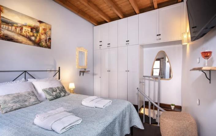 Image No.11-1 Bed House for sale