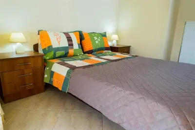 232010204_1600x1200-jpg