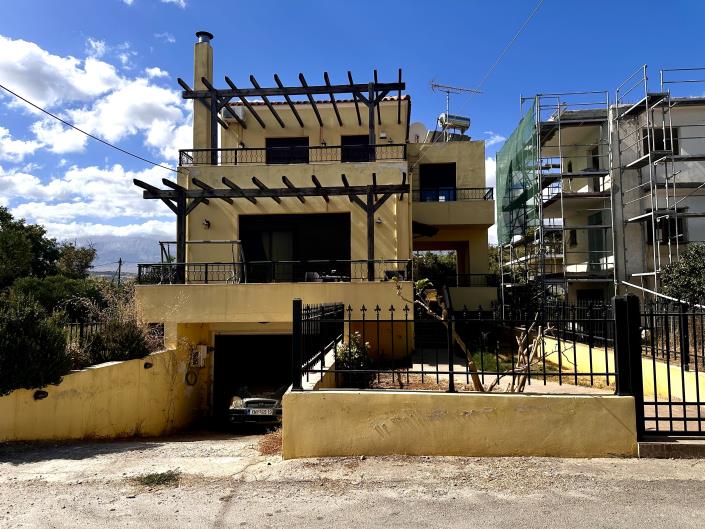 Image No.3-3 Bed House for sale