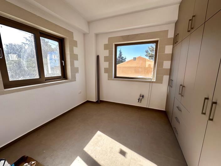 Image No.13-2 Bed House/Villa for sale