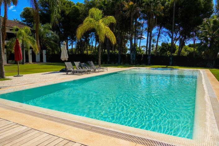 Image No.3-7 Bed Villa for sale