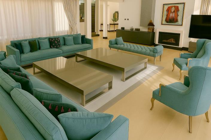 Image No.11-7 Bed Villa for sale