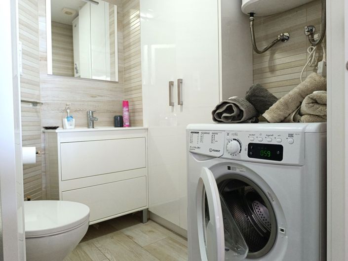 Image No.11-Studio for sale