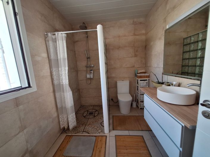 Image No.6-6 Bed Villa for sale