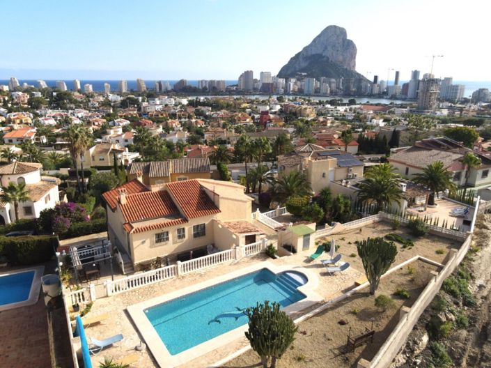 Image No.1-3 Bed Villa for sale