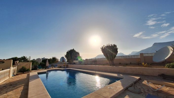 Image No.2-3 Bed Villa for sale