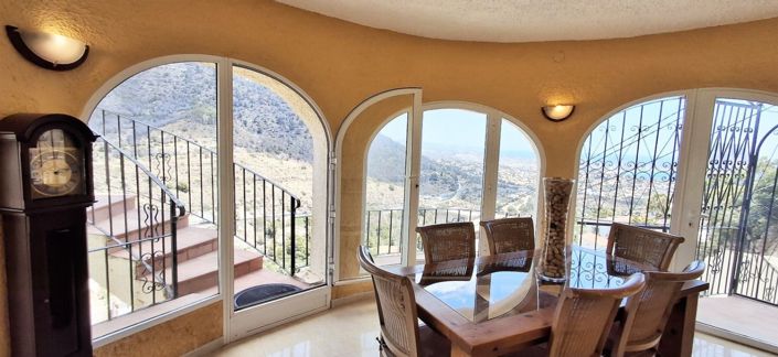 Image No.14-3 Bed Villa for sale