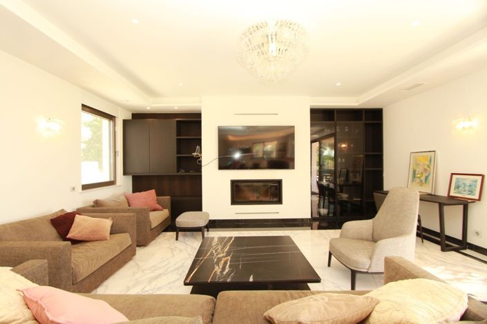 Image No.15-4 Bed Villa for sale