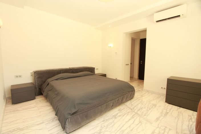 Image No.23-4 Bed Villa for sale