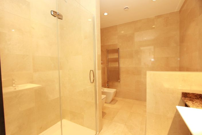 Image No.28-4 Bed Villa for sale