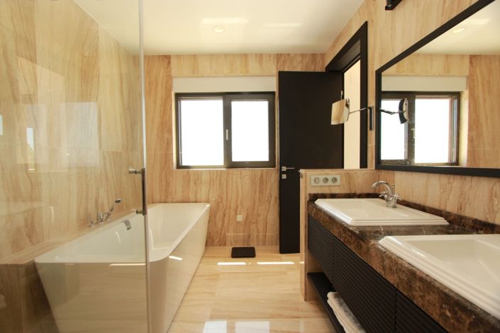 Image No.35-4 Bed Villa for sale