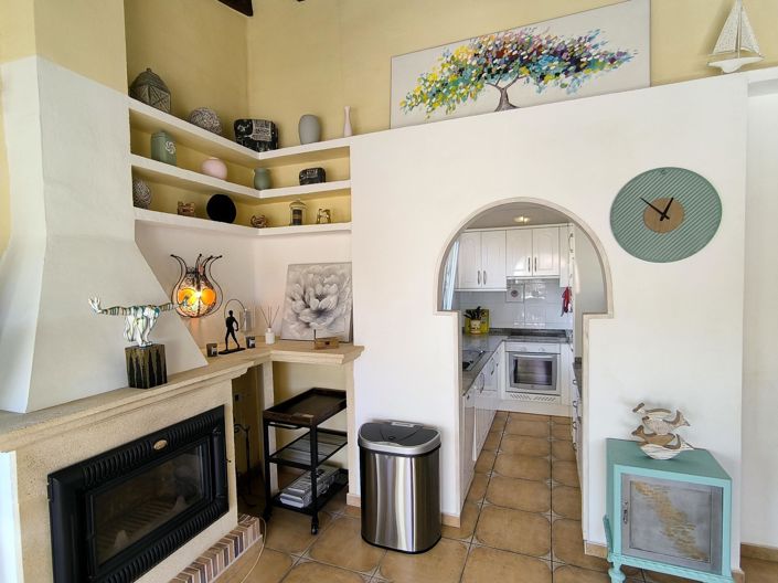 Image No.16-2 Bed Bungalow for sale