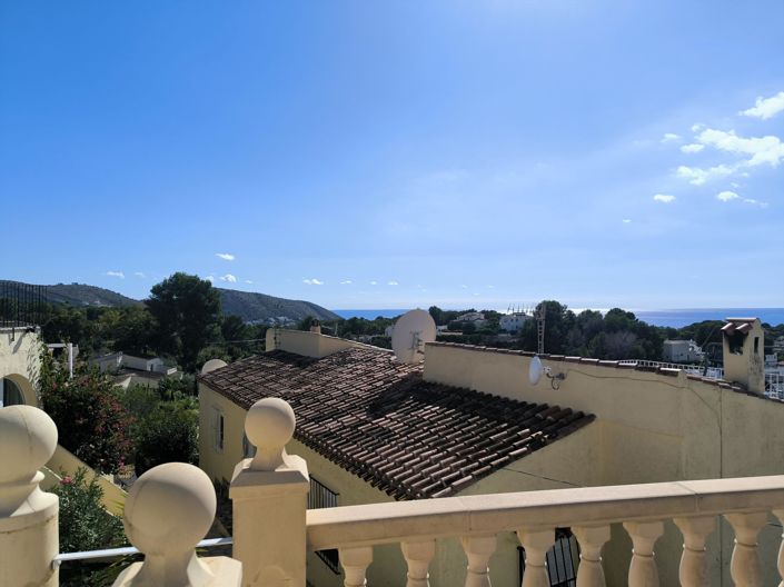 Image No.25-2 Bed Bungalow for sale