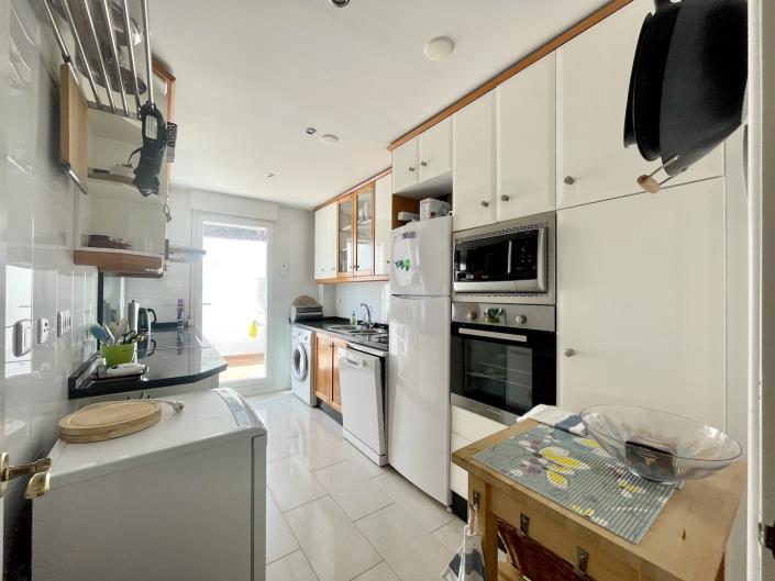 Image No.15-3 Bed Apartment for sale