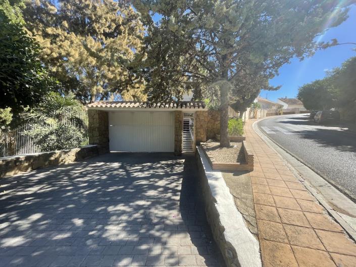 Image No.27-3 Bed Apartment for sale