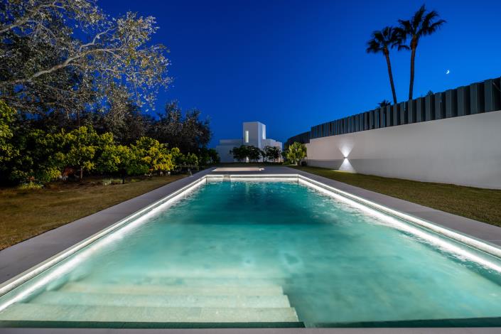 Image No.4-5 Bed House/Villa for sale