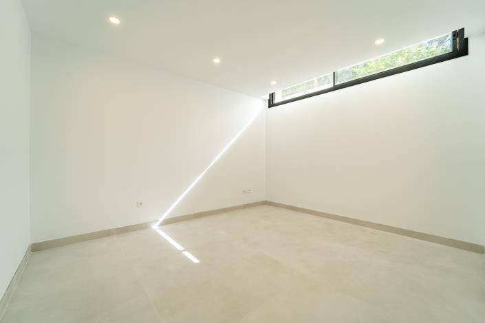 Image No.36-5 Bed House/Villa for sale