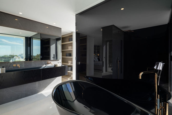 Image No.20-5 Bed Villa for sale