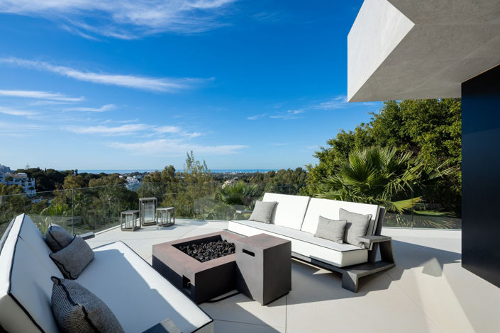 Image No.38-5 Bed Villa for sale