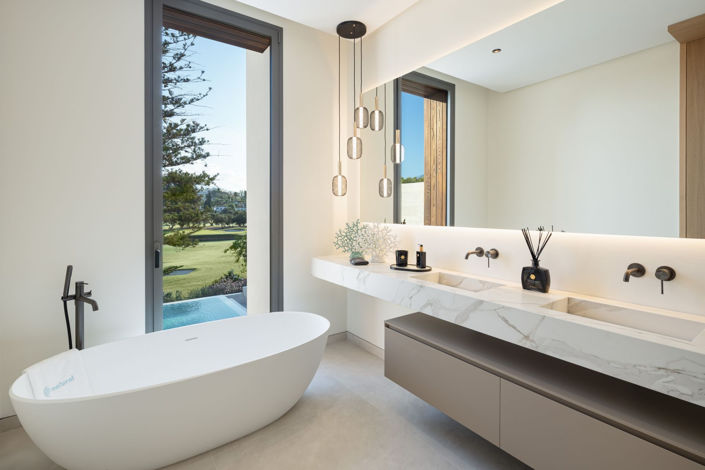 Image No.20-5 Bed Villa for sale