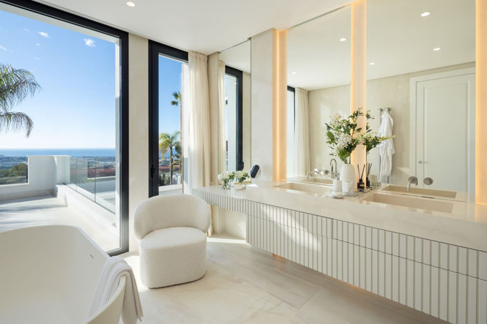 Image No.25-7 Bed Villa for sale