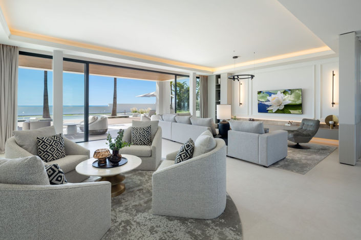 Image No.4-7 Bed Villa for sale