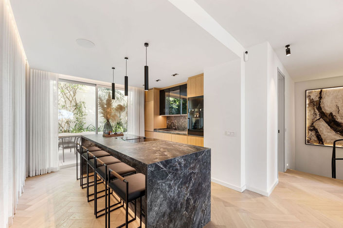 Image No.4-4 Bed Villa for sale