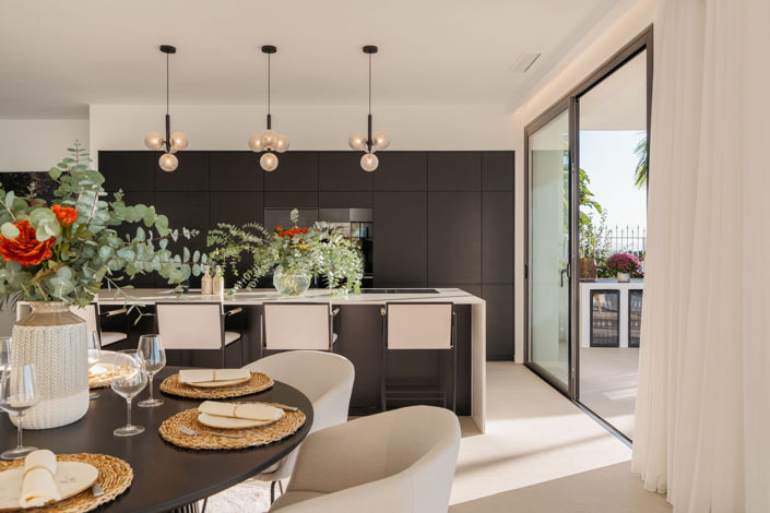 Image No.12-6 Bed Villa for sale