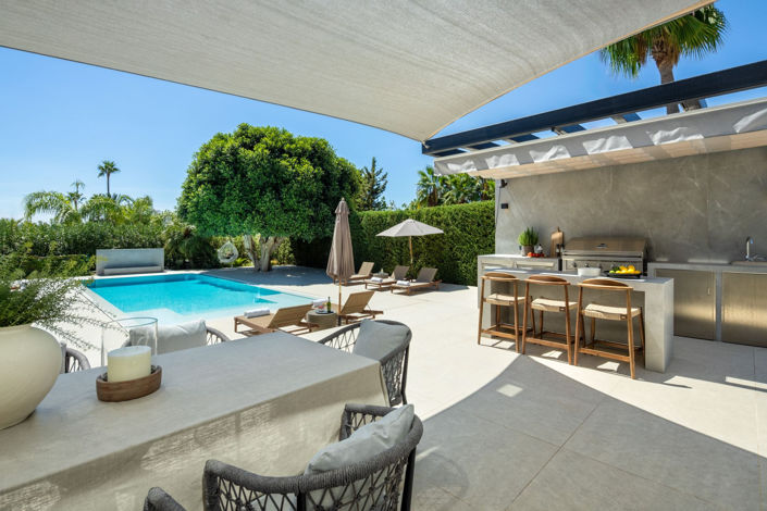 Image No.2-6 Bed Villa for sale