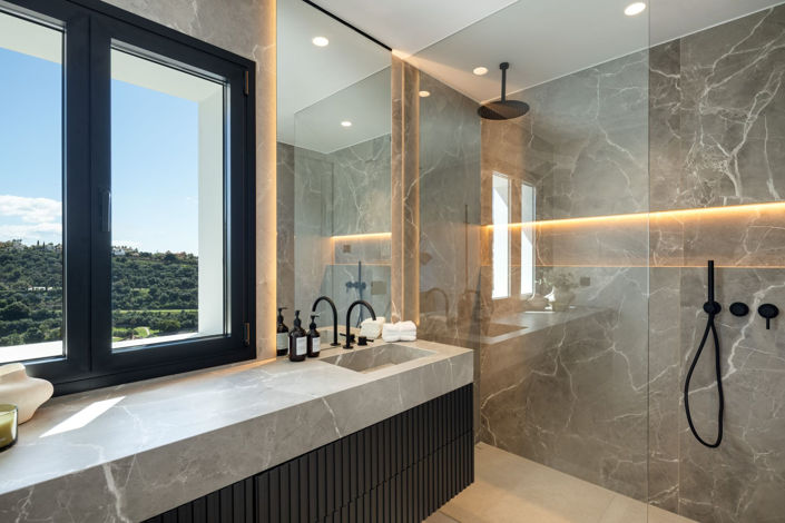 Image No.31-5 Bed Villa for sale