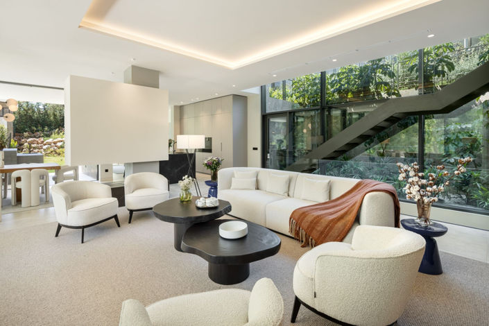 Image No.15-6 Bed Villa for sale