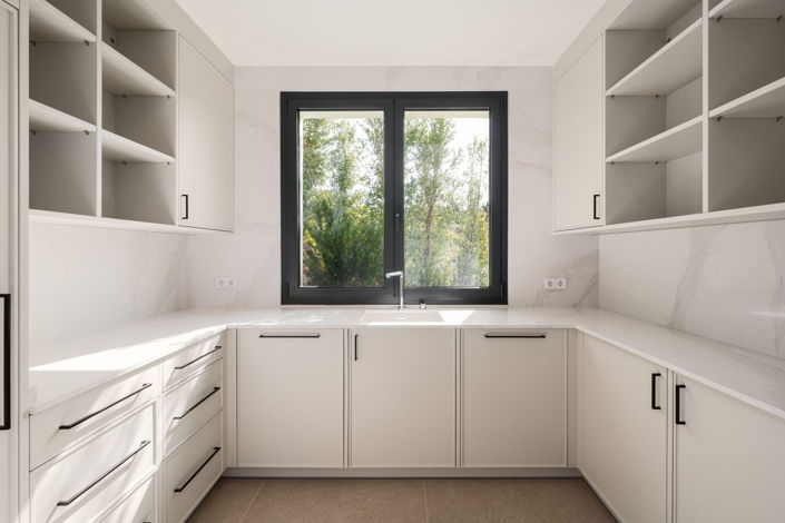 Image No.10-4 Bed Villa for sale