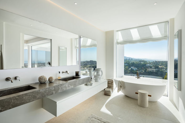 Image No.18-6 Bed Villa for sale