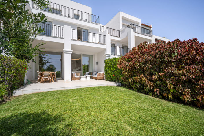 Image No.1-4 Bed Villa for sale