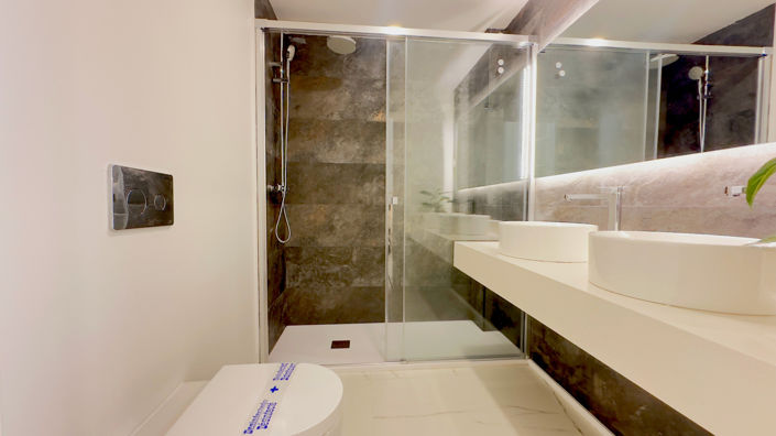 Image No.12-2 Bed Apartment for sale