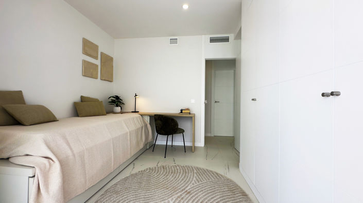 Image No.9-2 Bed Apartment for sale