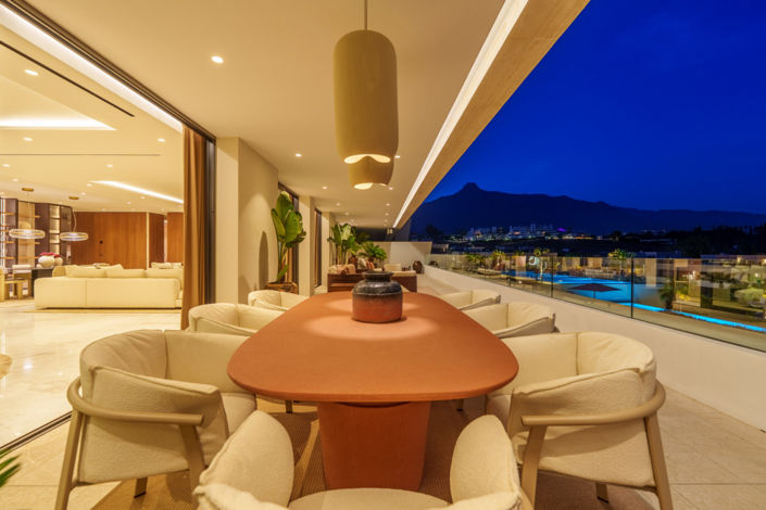 Image No.36-4 Bed Property for sale