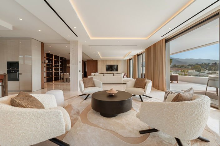 Image No.5-4 Bed Property for sale