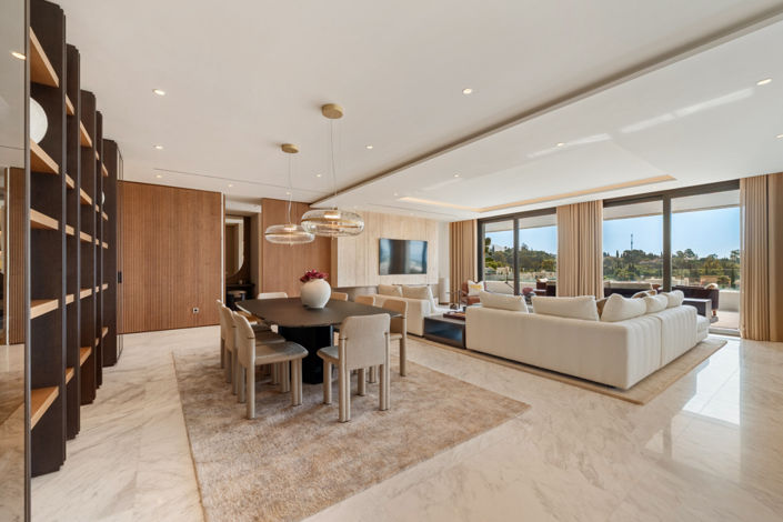 Image No.8-4 Bed Property for sale