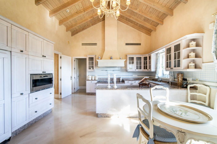 Image No.9-5 Bed Villa for sale