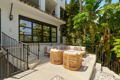 b98le8d7m9k3degpefzhs0lif8u4xzvzhwxtmggyekxx9