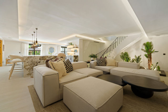 Image No.34-6 Bed Villa for sale