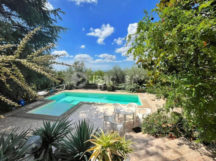 Image No.30-9 Bed Villa for sale