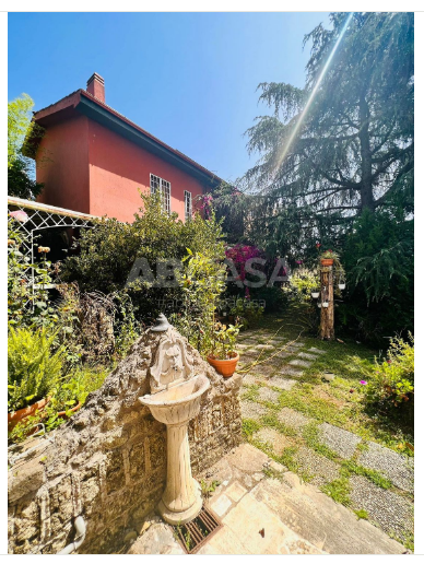 Image No.35-9 Bed Villa for sale