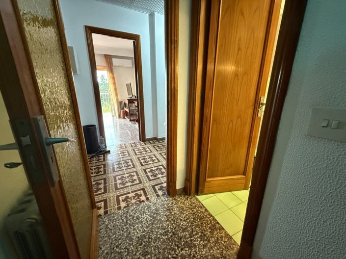 Image No.24-3 Bed Property for sale